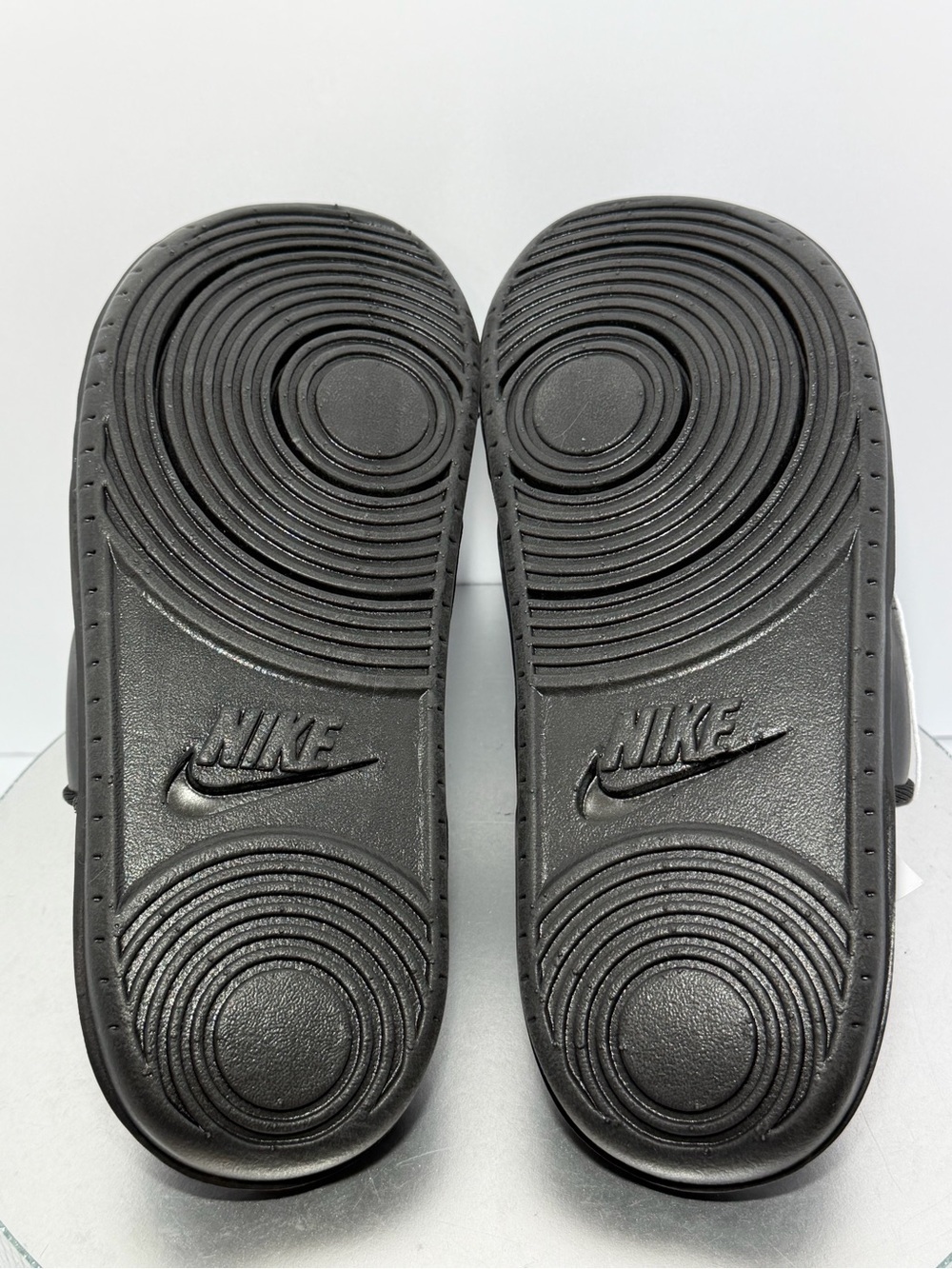 Nike Black Slides with White Swoosh Double-Strap size 10 - Picture 6 of 6